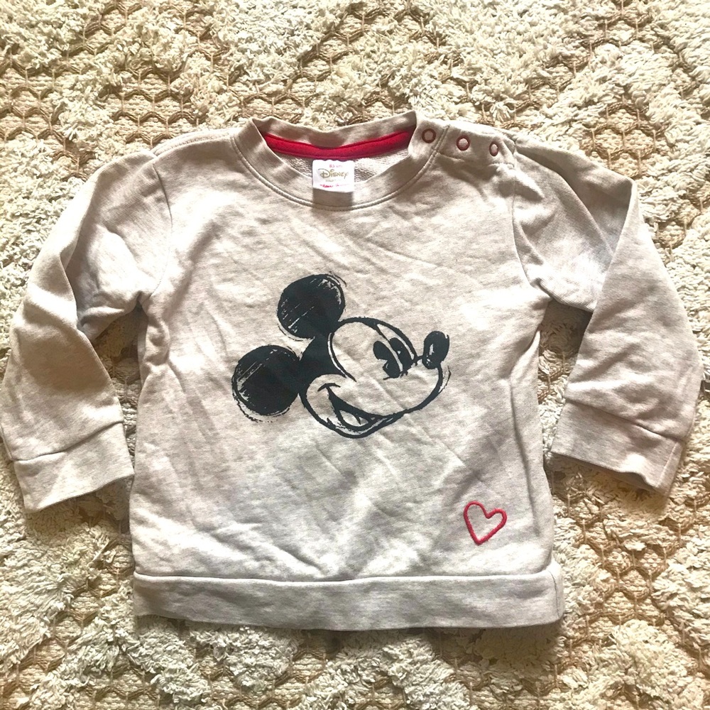 Hanna Andersson Disney Mickey sweatshirt 85‎